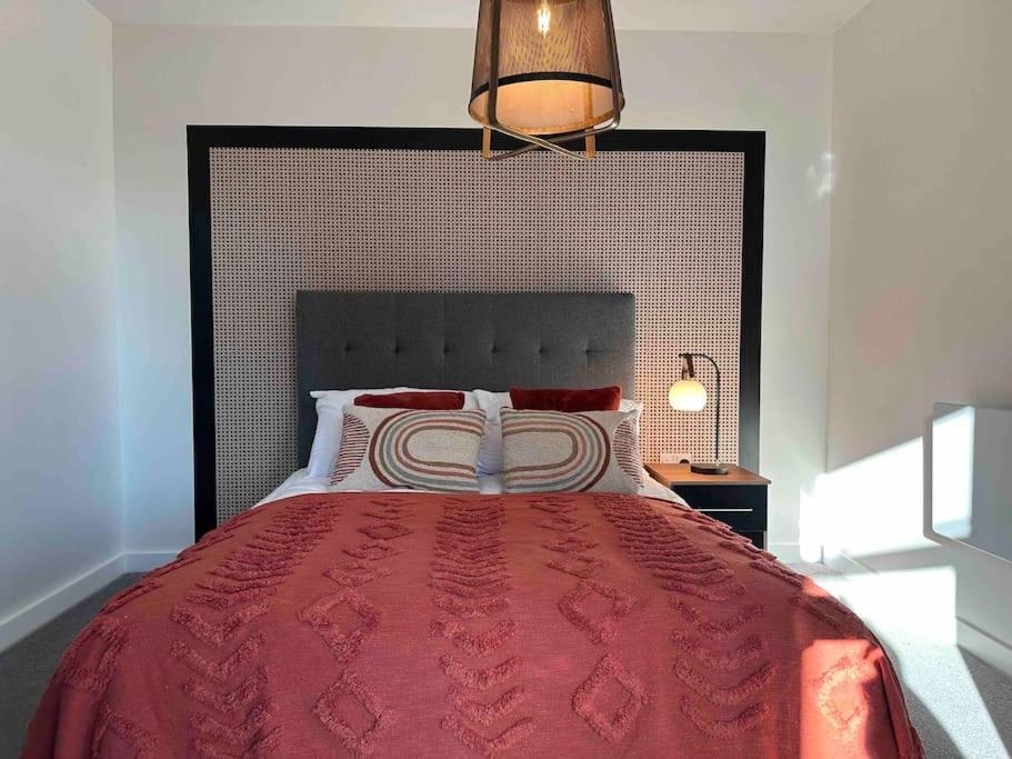 Apartmán 1 Bed Flat With View Of Old Trafford Manchester Exteriér fotografie